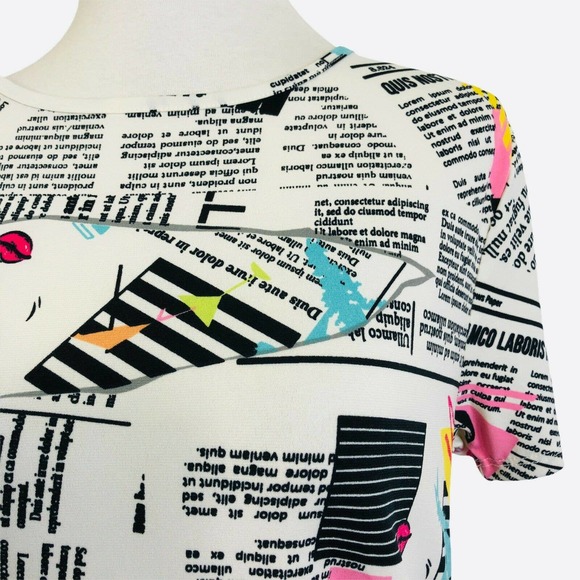 Occasion Graphic Top Newsprint - Picture 4 of 6